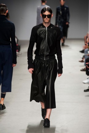 JuunJ Spring Summer 2015 Men Paris Fashion Week 019