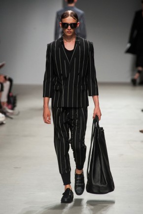 JuunJ Spring Summer 2015 Men Paris Fashion Week 026