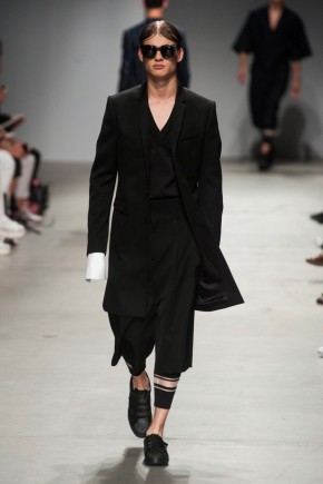 JuunJ Spring Summer 2015 Men Paris Fashion Week 027