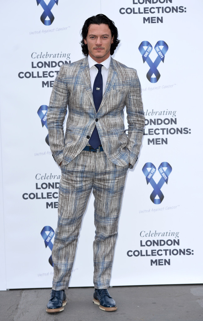 Attending the One For the Boys Charity Ball during London Collections: Men, actor Luke Evans made quite the statement in a printed suit from Fendi.