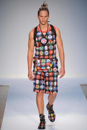 Moschino Spring Summer 2015 London Collections Men 011