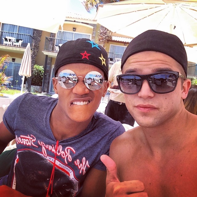 O'Shea Robertson and River Viiperi hang out.