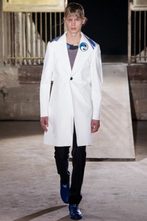 Raf Simons Spring Summer 2015 Paris Fashion Week 004