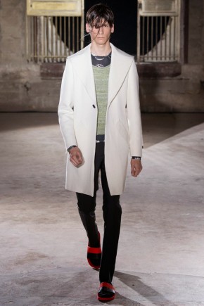 Raf Simons Spring Summer 2015 Paris Fashion Week 026