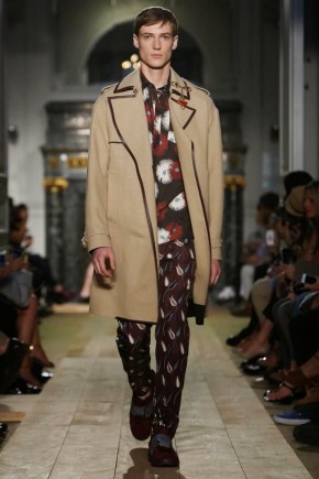 Valentino Men Spring Summer 2015 Paris Fashion Week 006