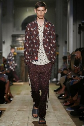 Valentino Men Spring Summer 2015 Paris Fashion Week 009