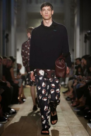 Valentino Men Spring Summer 2015 Paris Fashion Week 013