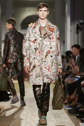 Valentino Men Spring Summer 2015 Paris Fashion Week 025