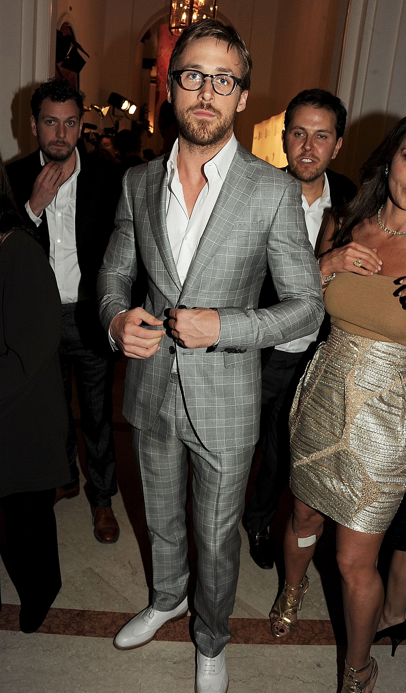 Slim Men’s Suits are in Vogue