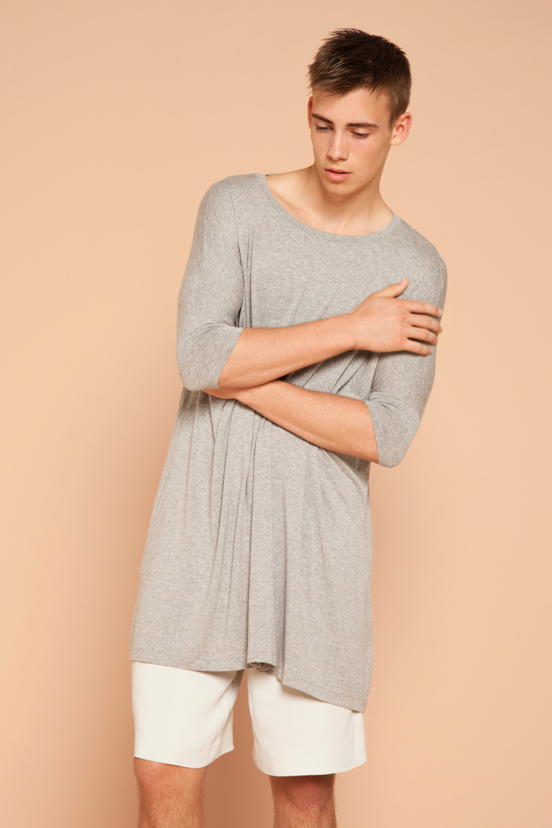 Connor wears oversized t-shirt ASOS and shorts Zara.