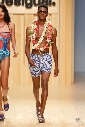 Desigual Spring Summer 2015 Collection 057