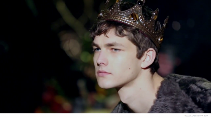 Dolce-and-Gabbana-Fall-Winter-2014-Campaign-Video-005