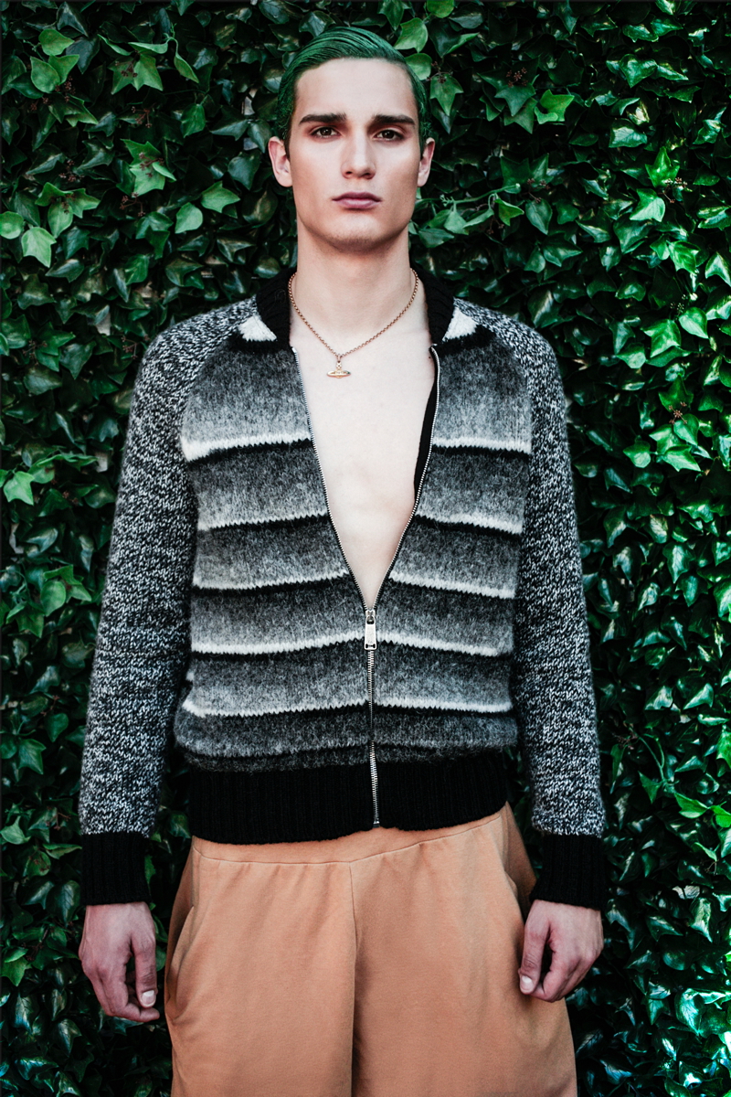 Zoran wears zip sweater Frankie Morello, necklace Vivienne Westwood and shorts Giuliano Fujiwara.