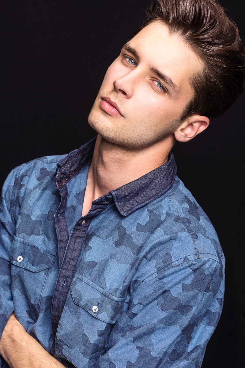 Fashionisto Exclusive: Tomas Mucha by Adriana Fialova