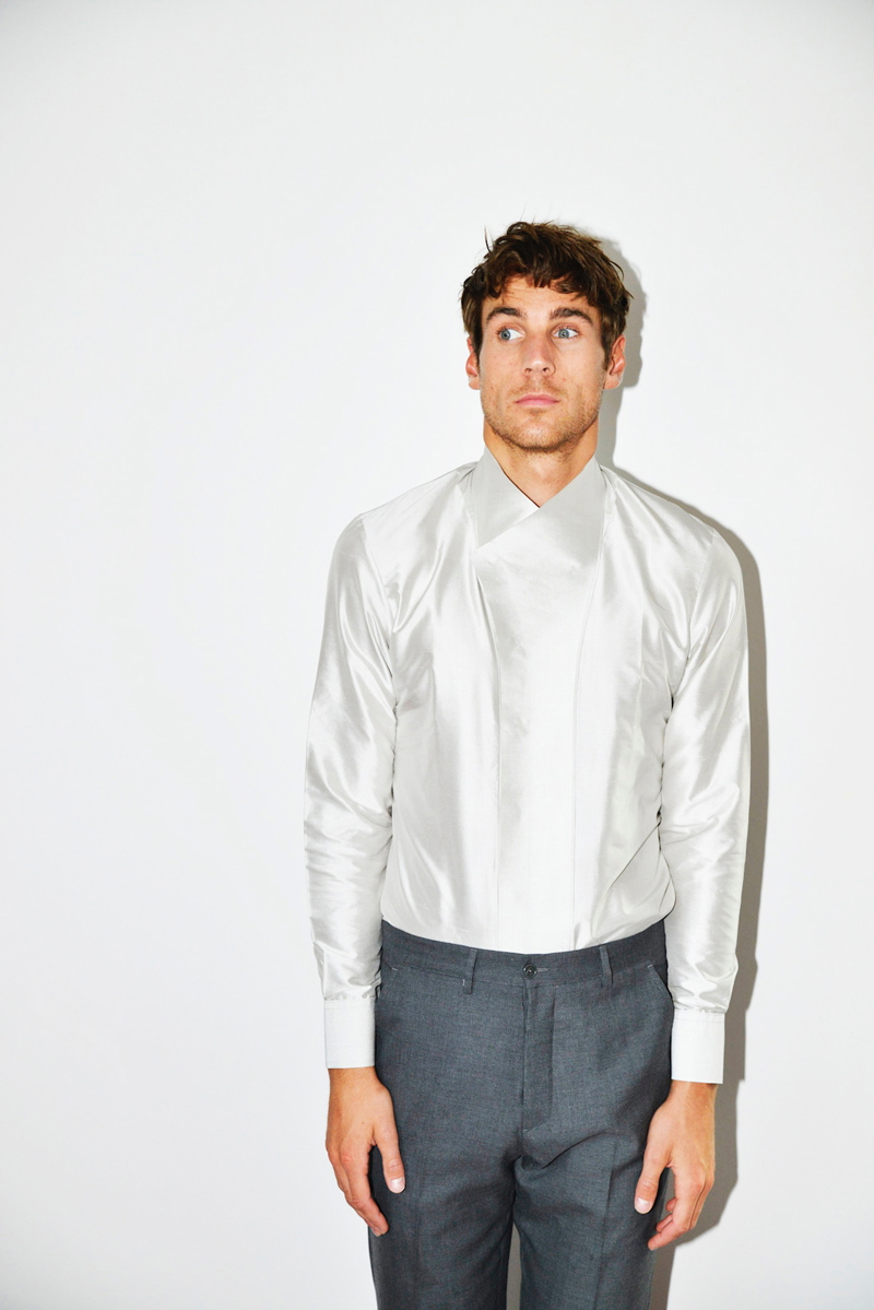 Xander wears shirt Emporio Armani and trousers Bottega Veneta.