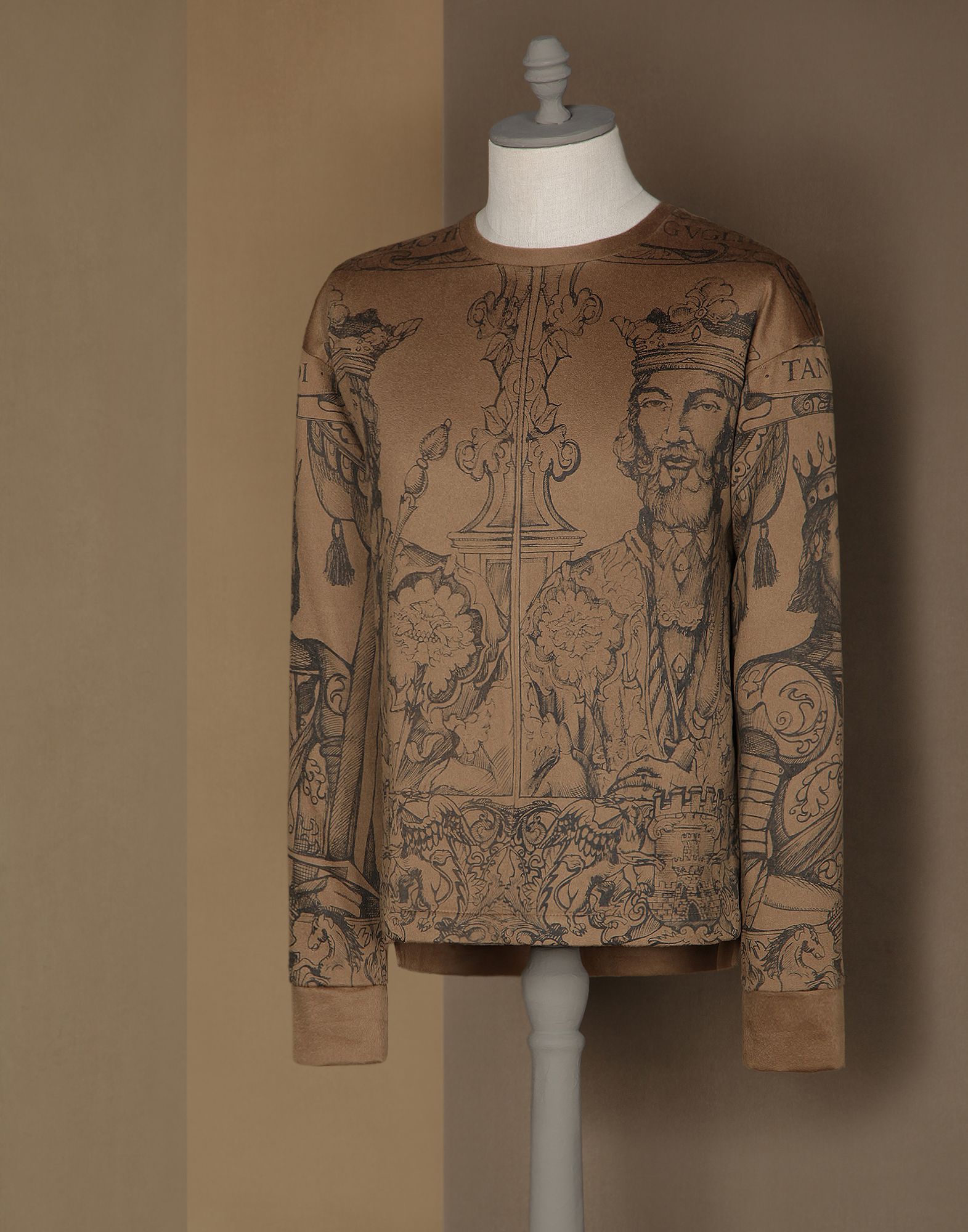 Shop Dolce & Gabbana’s Fall Sweatshirts & Hoodies