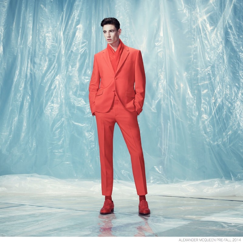 Alexander-McQueen-Pre-fall-2014-Look-Book-Elegant-Suiting-004
