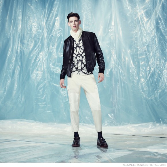 Alexander McQueen Unveils Elegant Suiting + Dandy Styles for Pre-Fall ...