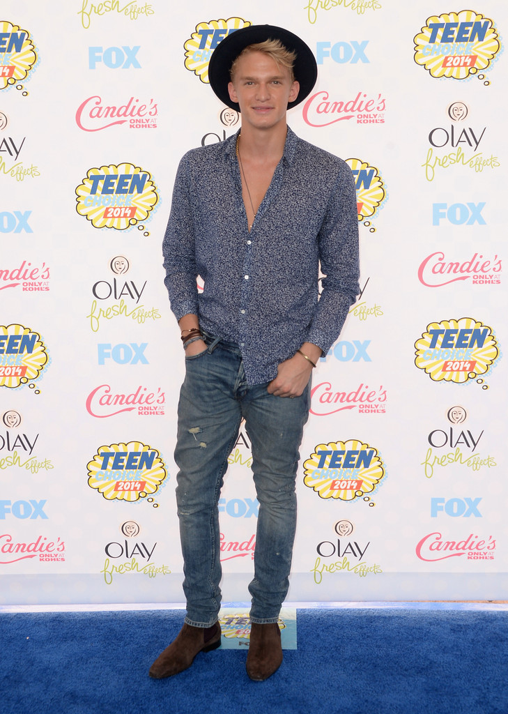2014 Teen Choice Awards Style Roundup