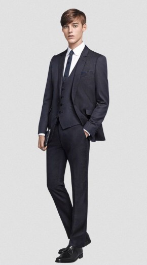 Robbie Wadge Suit 002