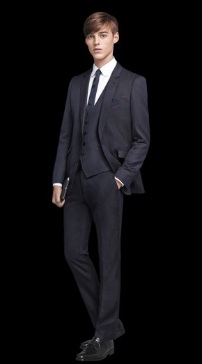 Robbie Wadge Suit 004