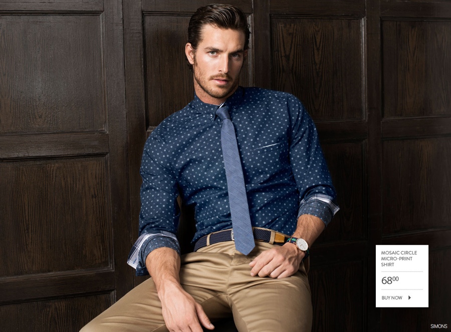 Justice Joslin Models Contemporary Fall 2014 Styles for Simons