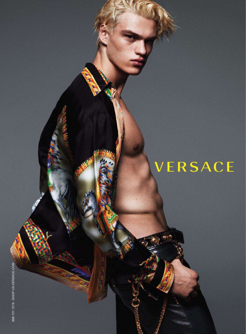 Versace-Fall-Winter-2014-Ad-Campaign-Filip-Hrivnak