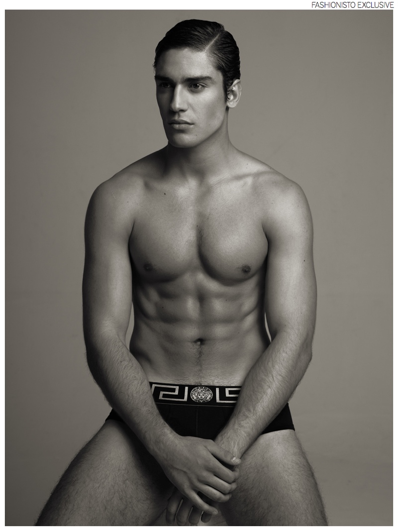 Ignacio wears underwear Versace.