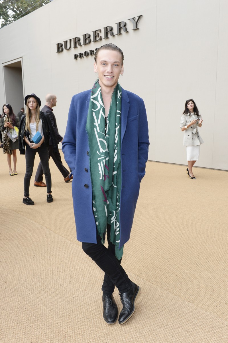 Attending Burberry's spring/summer 2015 womenswear show on September 15th at Kensington Gardens, actor Jamie Campbell Bower was on hand as a front row guest. A Burberry favorite after starring in one of the label's fashion campaigns, Bower wore a smart look from the label.