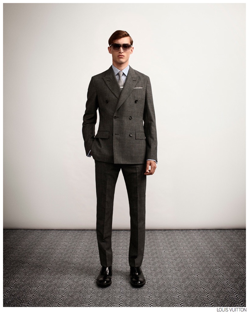Louis Vuitton Highlights Sharp Suiting for Spring/Summer 2015 Tailoring Collection | The Fashionisto