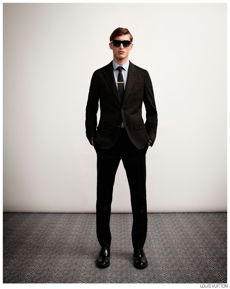 Louis Vuitton Highlights Sharp Suiting for Spring/Summer 2015 Tailoring Collection | The Fashionisto