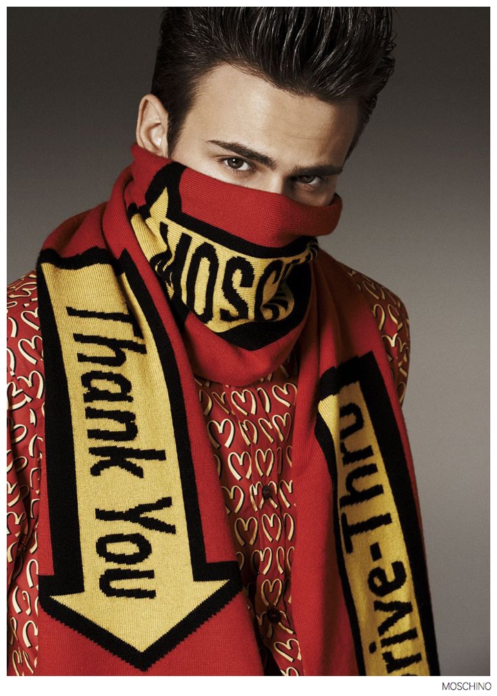 Moschino-Fall-Winter-2014-Sergio-Carvajal-010