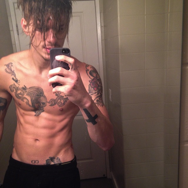 Stefanos Milatos poses for a new selfie.