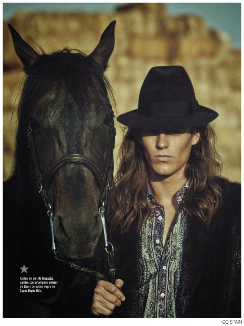 Travis-Smith-GQ-Spain-Fashion-Editorial-002