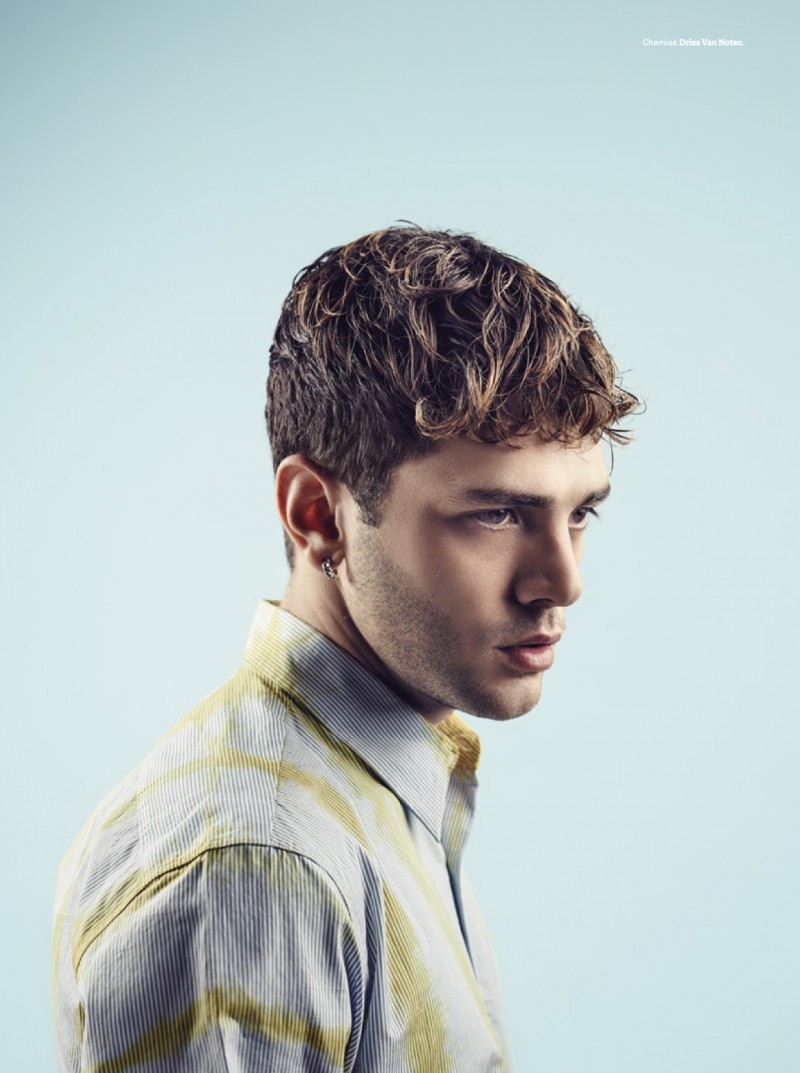 Xavier-Dolan-Tetu-October-2014-Photo-004