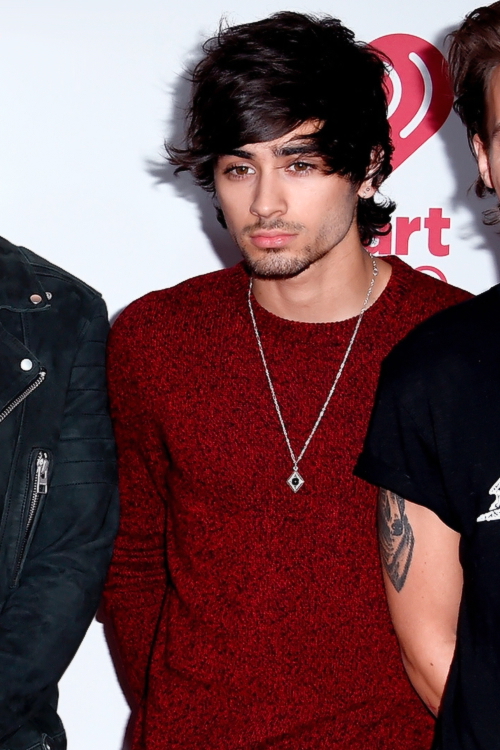 Zayn Malik McQ Red Sweater 002