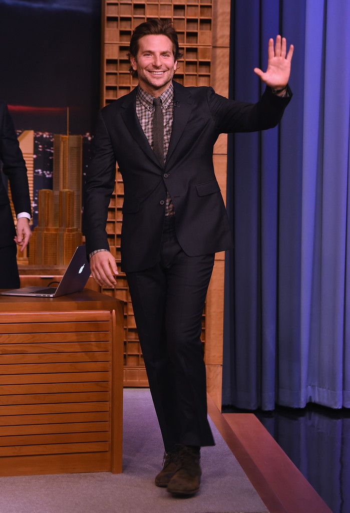 Visiting 'The Tonight Show' with Jimmy Fallon on October 17th, Cooper dressed up for the occasion in a tailored number from British fashion label Burberry.