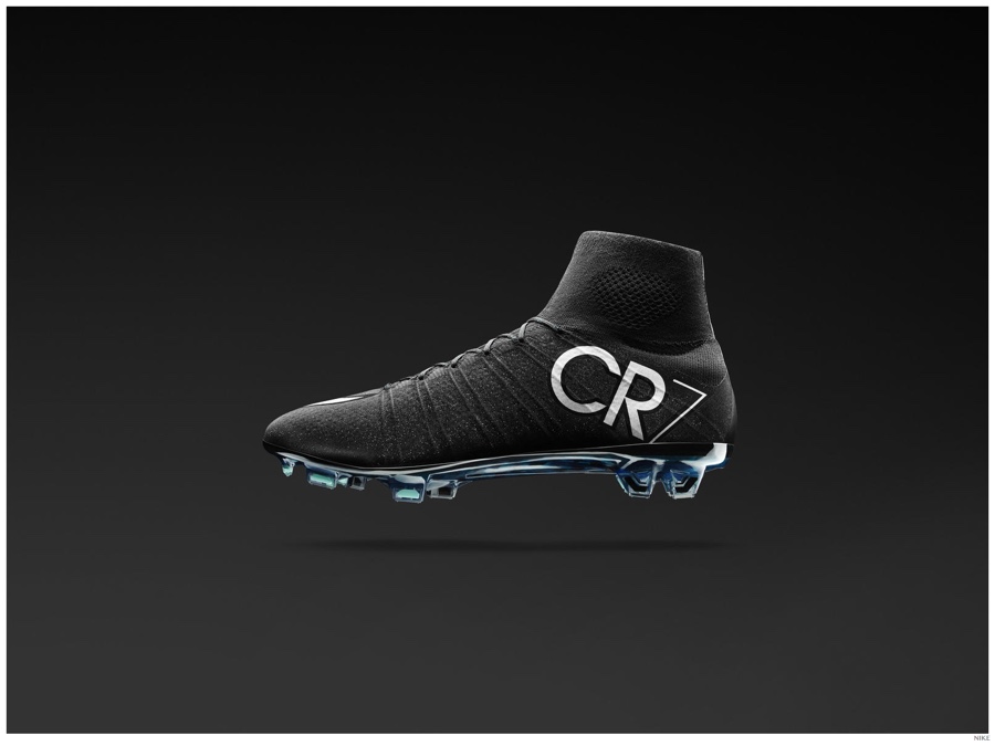 Cristiano-Ronaldo-NIKE-CR7-005