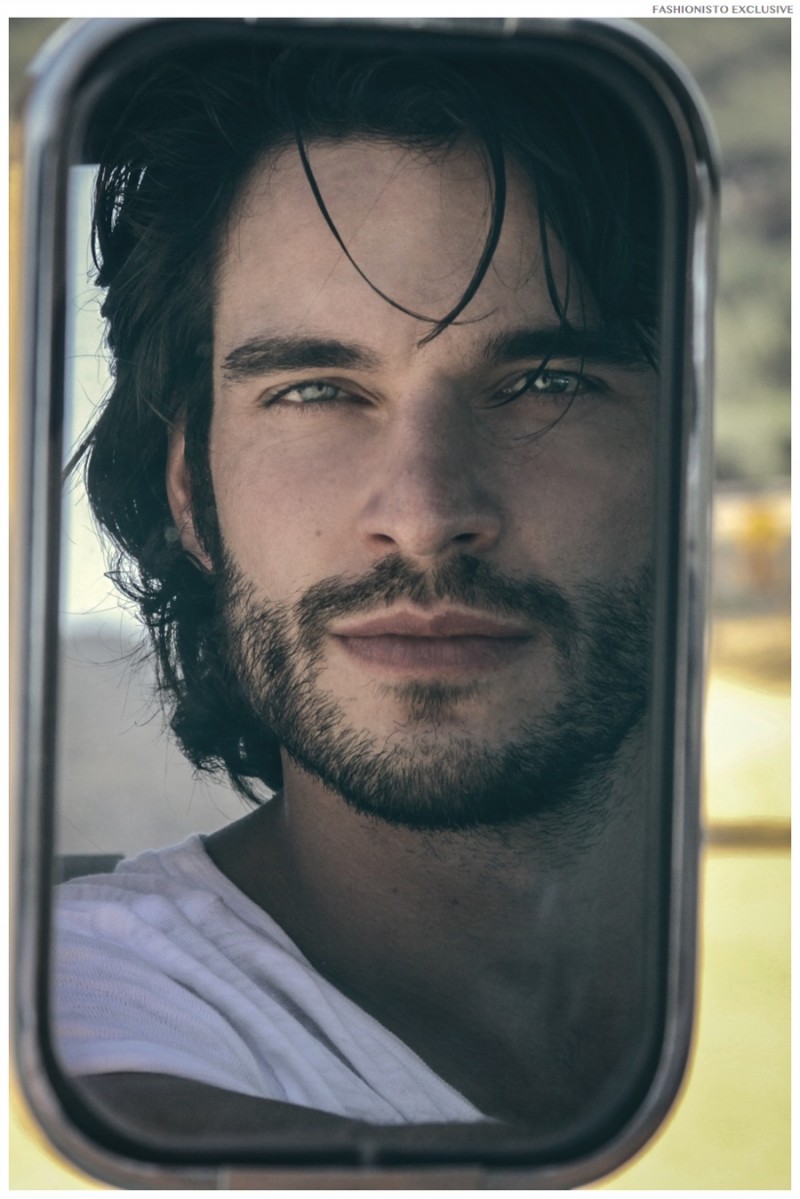 Daniel wears white t-shirt James Perse. » Fashionisto Exclusive: Daniel di Tomasso Interview Daniel wears white t-shirt James Perse.