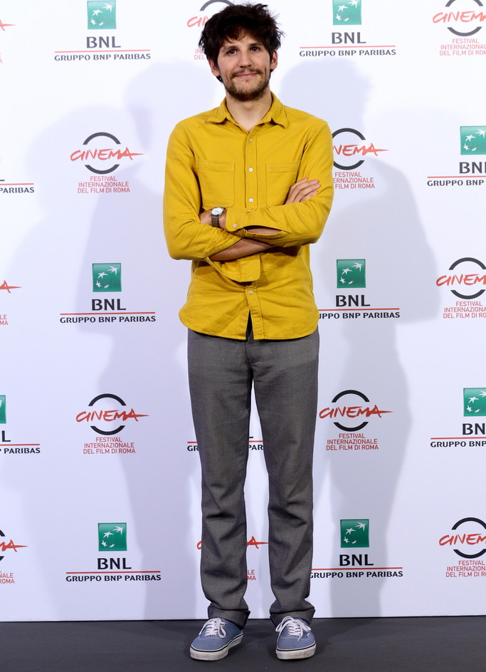 Felix de Givry Sports Mustard Yellow Alex Mill Flannel Shirt to ‘Eden’ Photocall