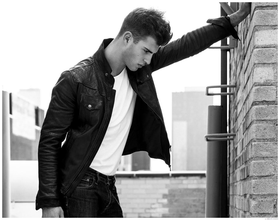 Humbert-Clotet-2014-Model-Photo-006