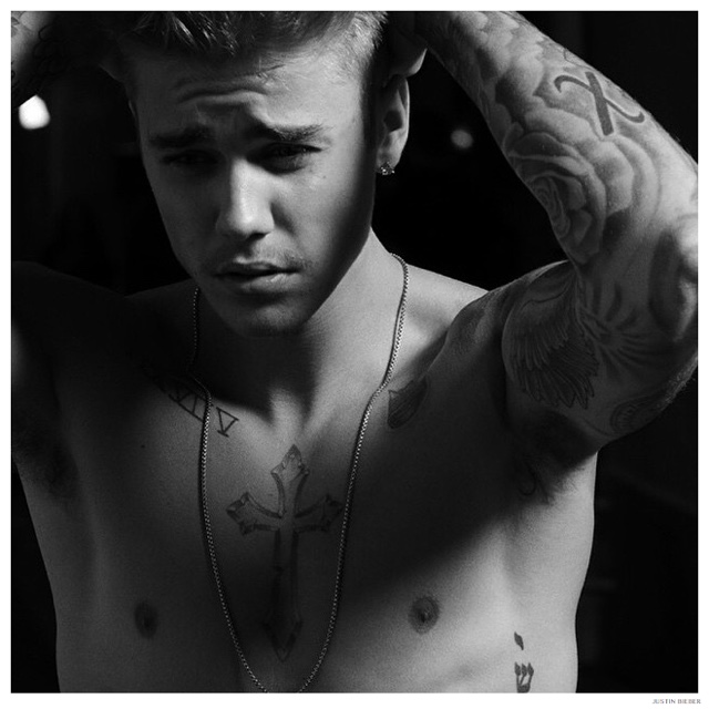 Justin-Bieber-Karl-Lagerfeld-Shirtless-Portrait