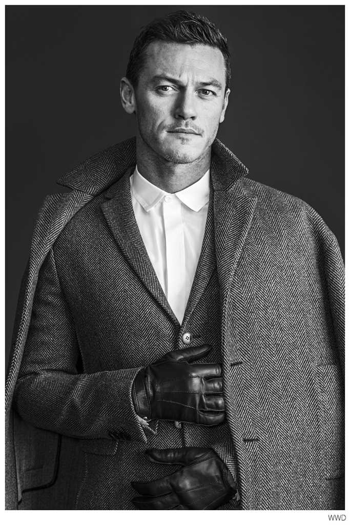 Luke-Evans-WWD-003