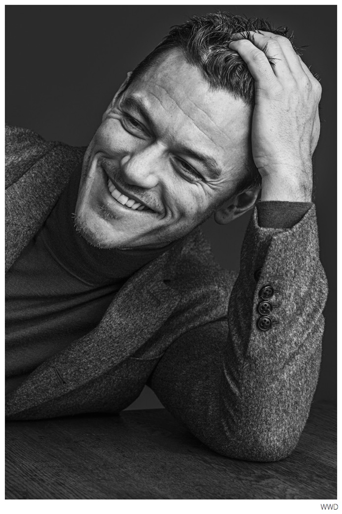 Luke-Evans-WWD-006