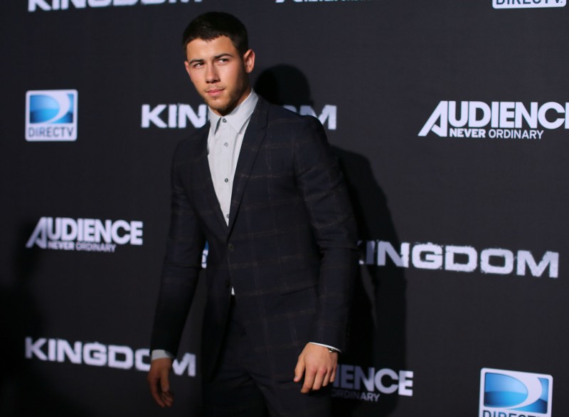 Nick-Jonas-002