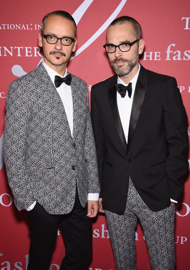 Viktor & Rolf designers Rolf Snoeren and Viktor Horsting attended the 31st annual FGI Night of Stars event on October 23rd in New York City. Wearing spectacular coordinated ensembles, the designing duo split up printed looks for winning results.