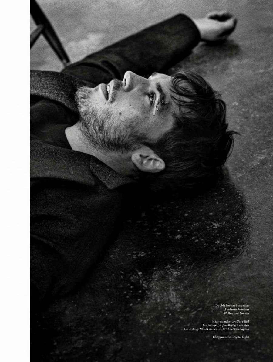 Sam-Claflin-LOfficiel-Hommes-Netherlands-Photo-Shoot-001