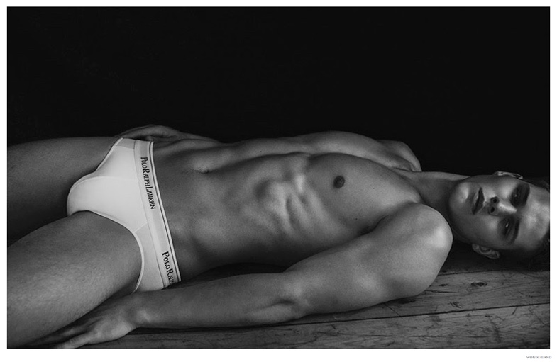 Austin-Scoggin-Underwear-Photo-Shoot-2014-Wonderland-007