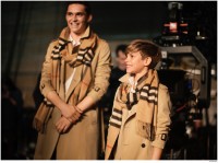 Burberry Holiday 2014 Behind the Scenes 013