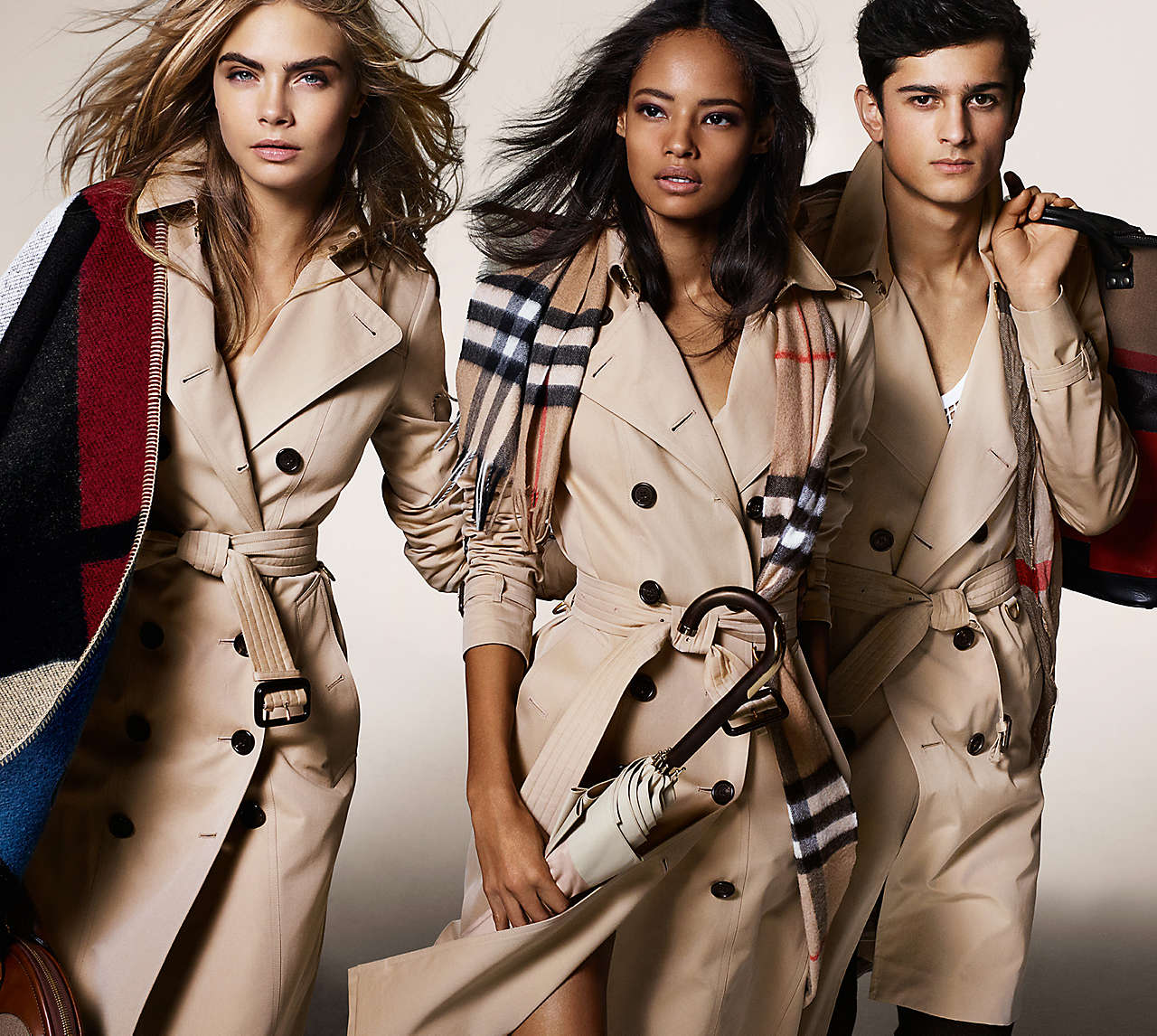 Burberry Celebrates the ‘Art of the Trench’ with New Los Angeles Video ...
